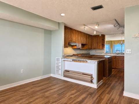 200 SW Miracle Strip Parkway #302, Fort Walton Beach FL - photo 9 of 51