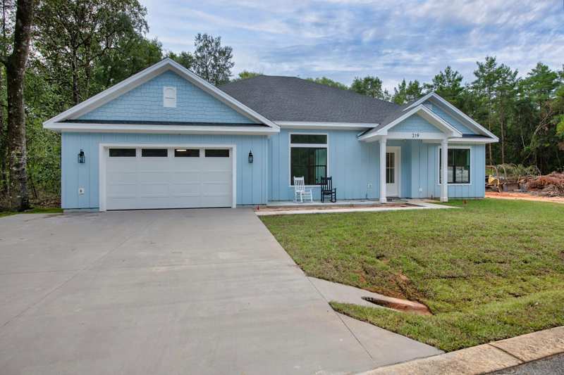4 bedroom Detached Single Family at 219 S J Hunter'S Way #Lot 73, Magnolia Bay Estates, Freeport — photo 1