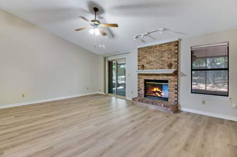 235 Karen Court, Niceville FL - photo 6 of 30