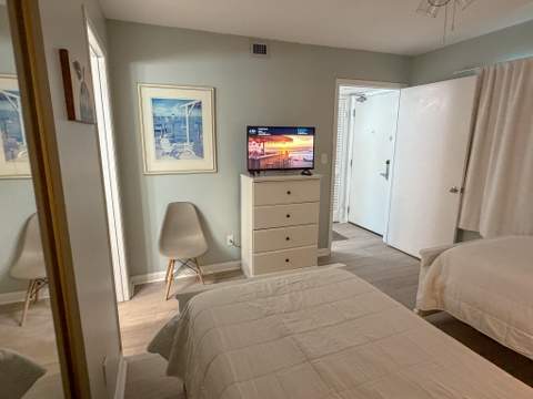 1114 Santa Rosa Boulevard #411, Fort Walton Beach FL - photo 18 of 29