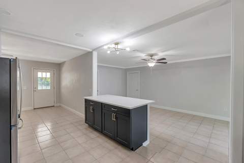 8 SE Waynel Circle, Fort Walton Beach FL - photo 10 of 30