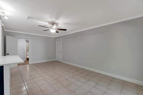 8 SE Waynel Circle, Fort Walton Beach FL - photo 11 of 30