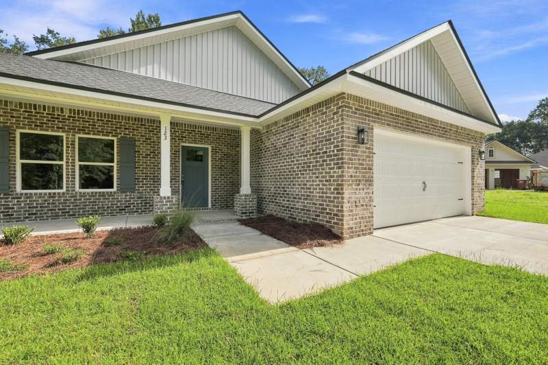 4 bedroom Detached Single Family at 123 Fairway Drive, Foxwood Estates 1, Crestview — photo 4
