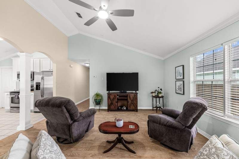 3 bedroom Detached Single Family at 19 N 3rd Street, Town Of Santa Rosa, Santa Rosa Beach — photo 4