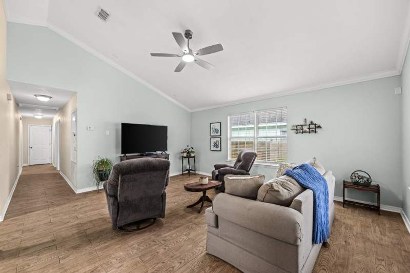 3 bedroom Detached Single Family at 19 N 3rd Street, Town Of Santa Rosa, Santa Rosa Beach — photo 5