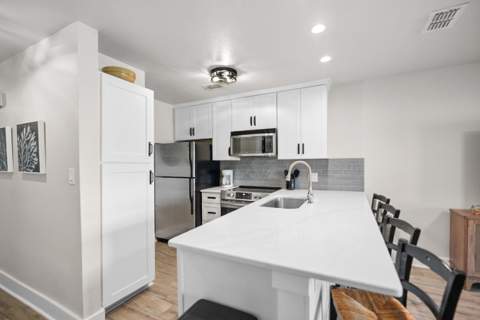 135 S Driftwood Bay #Unit 117, Miramar Beach FL - photo 7 of 39