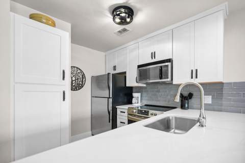 135 S Driftwood Bay #Unit 117, Miramar Beach FL - photo 8 of 39