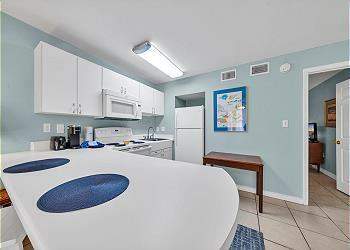 1 bedroom Condominium at 683 Nautilus Court #105, Tropical Isle Condo, Fort Walton Beach — photo 5