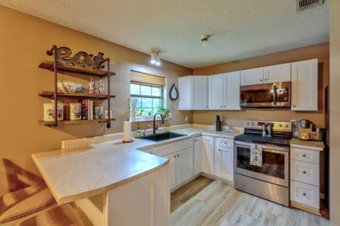 11 W Bayou Forest Drive, Freeport FL - photo 14 of 42