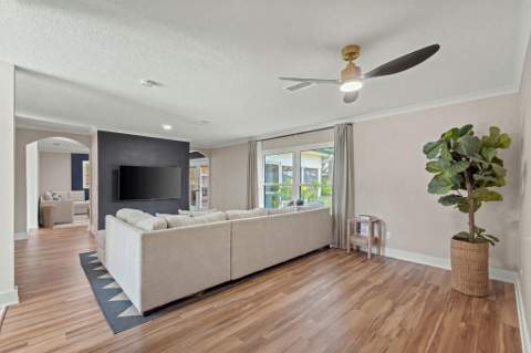901 Valparaiso Boulevard, Niceville FL - photo 8 of 51