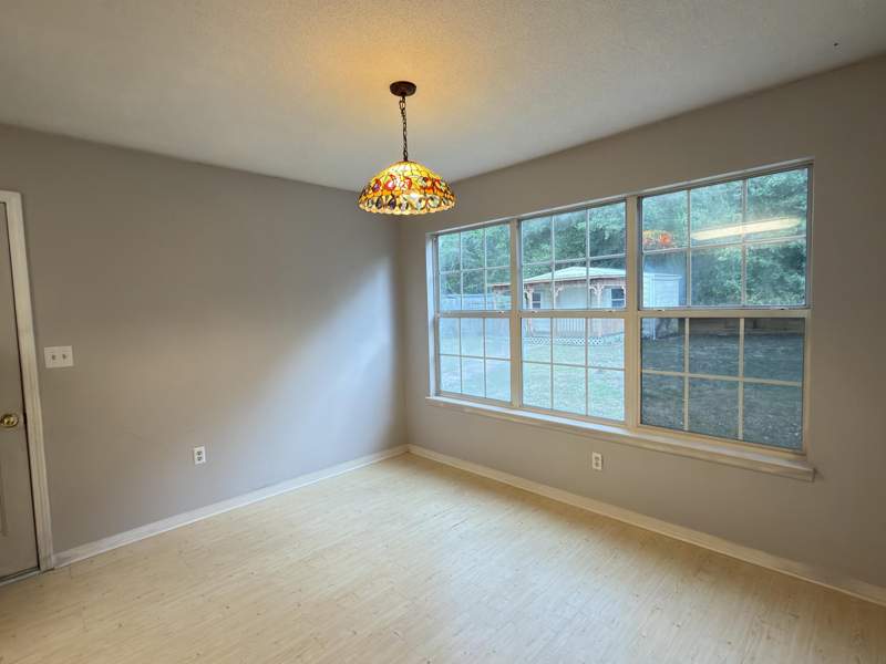 3 bedroom Detached Single Family at 216 Brookmeade Drive, South Pointe Estates, Crestview — photo 4