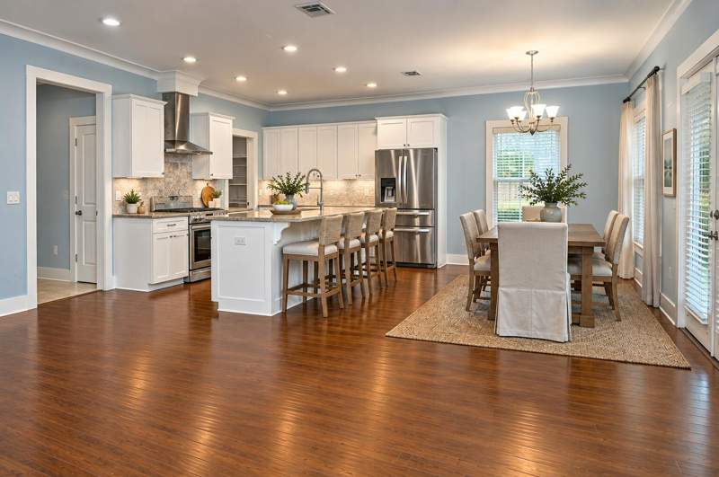 5 bedroom Detached Single Family at 219 Girard Avenue, Harbor Ridge, Fort Walton Beach — photo 4