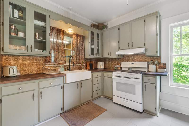 3 bedroom Detached Single Family at 8168 N Highway 85, 221000.00, Laurel Hill — photo 3