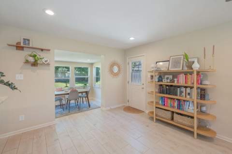 357 NE Kepner Drive, Fort Walton Beach FL - photo 12 of 35