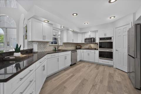 433 Emerald Pointe Drive, Mary Esther FL - photo 20 of 68