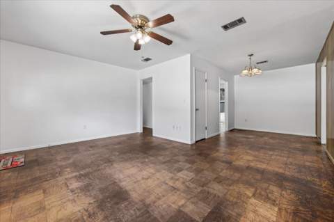 222 NW Moriarty Street, Fort Walton Beach FL - photo 10 of 41