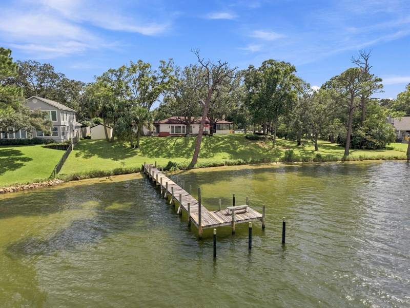 4 bedroom Detached Single Family at 153 NW Beal Parkway, Bayou S/D, Fort Walton Beach — photo 5