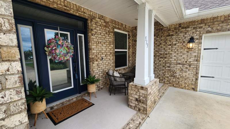 4 bedroom Detached Single Family at 513 W Club House Drive, Windswept Estates, Freeport — photo 5