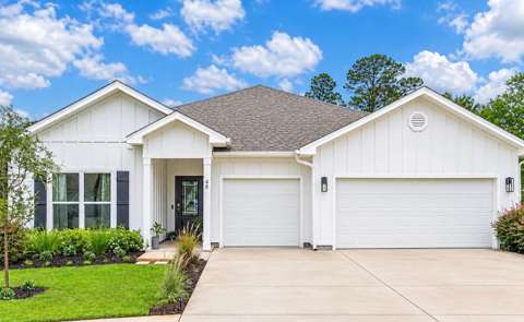 48 Hammock Circle, waterfront for sale in Freeport