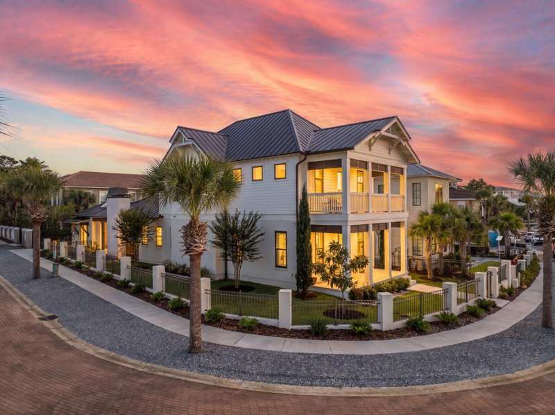 4 bedroom Detached Single Family at 113 White Cliffs Drive, Village Of White Cliffs The, Santa Rosa Beach — photo 1