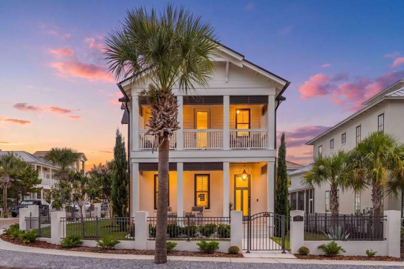 4 bedroom Detached Single Family at 113 White Cliffs Drive, Village Of White Cliffs The, Santa Rosa Beach — photo 2