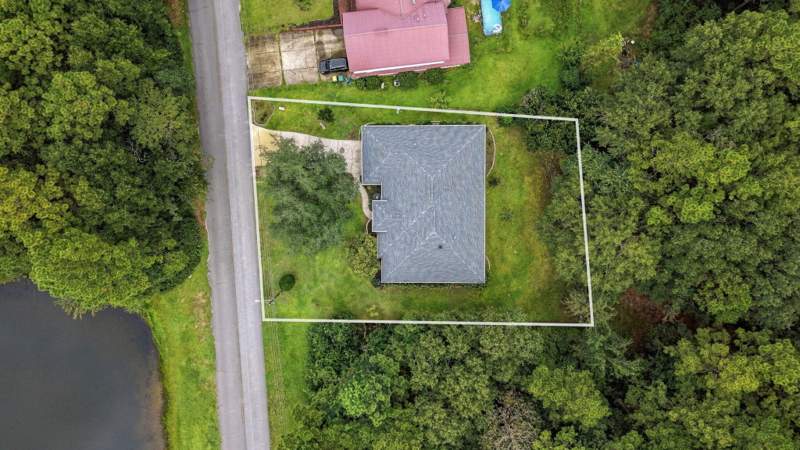 3 bedroom Detached Single Family at 521 Shoal River Drive, Lakeside East Amended Lot 42 Blk C, Crestview — photo 3