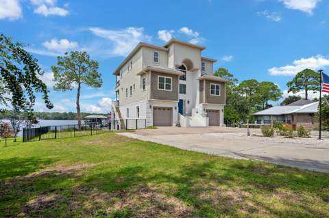 1027 Christy Drive, Niceville FL - photo 19 of 108