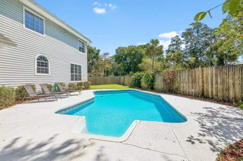 2568 Palm Shores Drive, Shalimar FL - photo 7 of 35