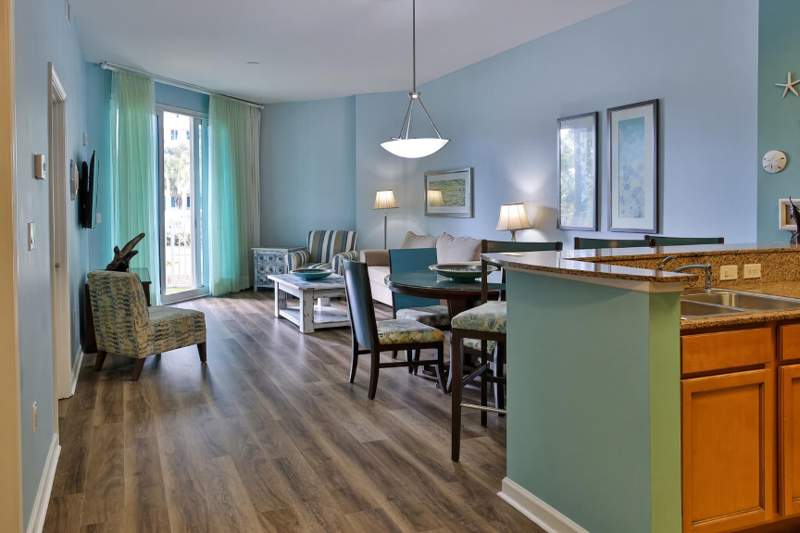 2 bedroom Condominium at 4203 Indian Bayou Trail #1113, The Palms Of Destin, Destin — photo 4