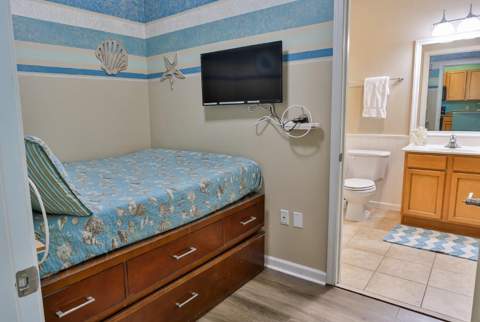 4203 Indian Bayou Trail #1113, Destin FL - photo 8 of 17