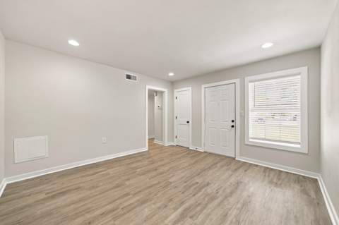 316 SW Hollywood Boulevard, Fort Walton Beach FL - photo 13 of 34