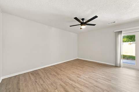 316 SW Hollywood Boulevard, Fort Walton Beach FL - photo 16 of 34