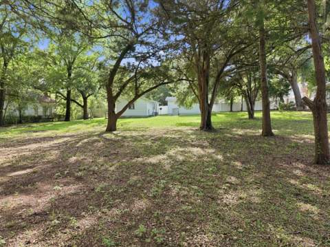 237 SE Brooks Street, Fort Walton Beach FL - photo 11 of 40