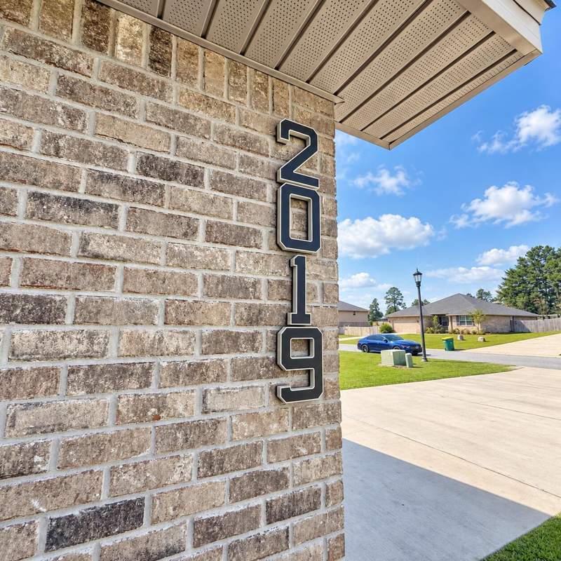 4 bedroom Detached Single Family at 2019 Broad Street, Charleston Place, Crestview — photo 3