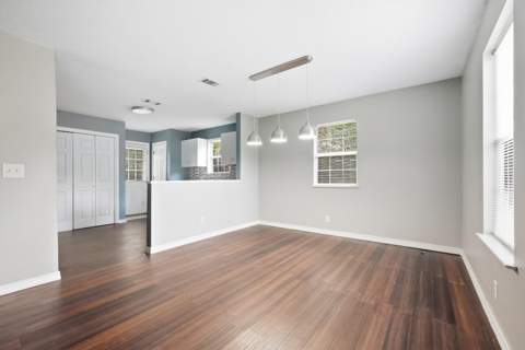 3894 Sunnyside Avenue, Laurel Hill FL - photo 10 of 40