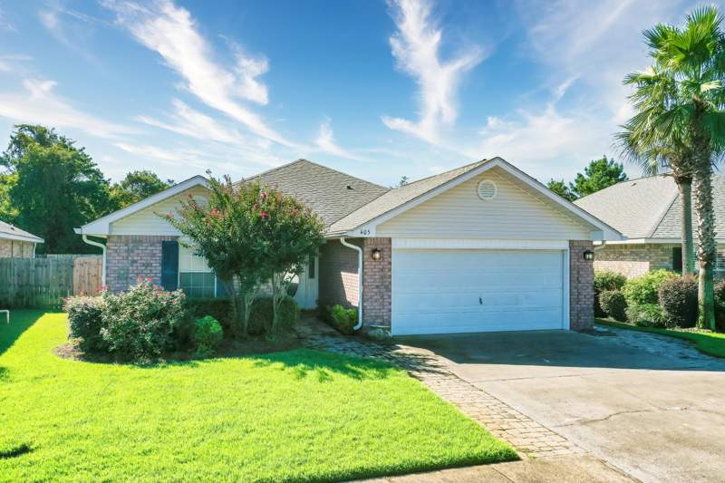 4 bedroom Detached Single Family at 405 Sandy Cay Drive, Paradise Retreat, Miramar Beach — photo 2