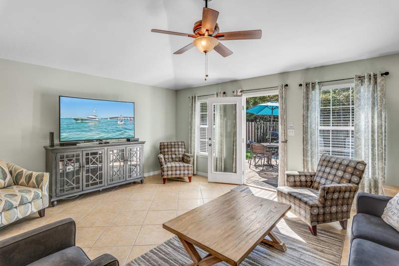 4 bedroom Detached Single Family at 405 Sandy Cay Drive, Paradise Retreat, Miramar Beach — photo 5