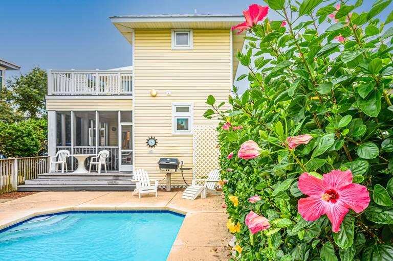 4 bedroom Detached Single Family at 57 Sunfish Street, Kokomo Kove, Destin — photo 1