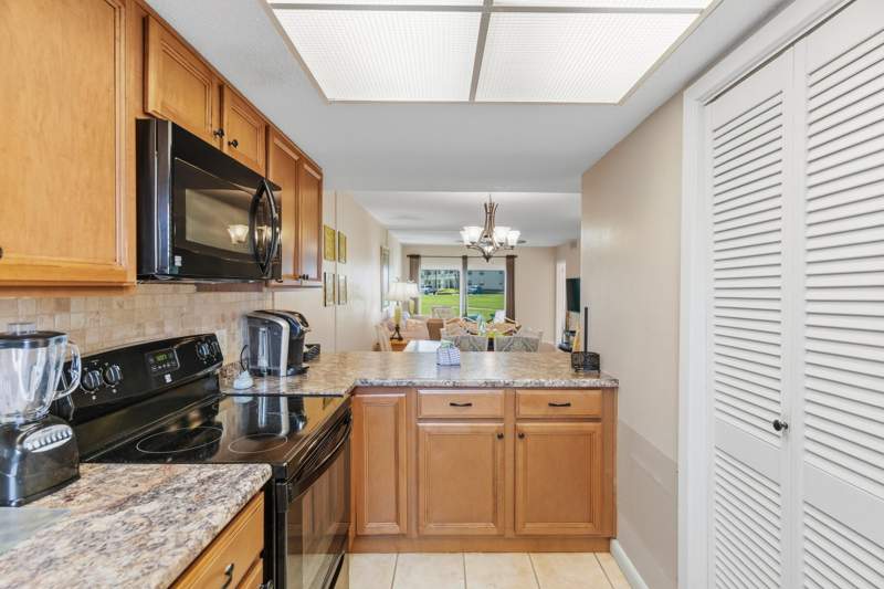 2 bedroom Condominium at 909 Santa Rosa #118, El Matador Condo, Fort Walton Beach — photo 2