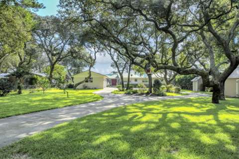 45 Poquito Road, luxury home for sale in Shalimar