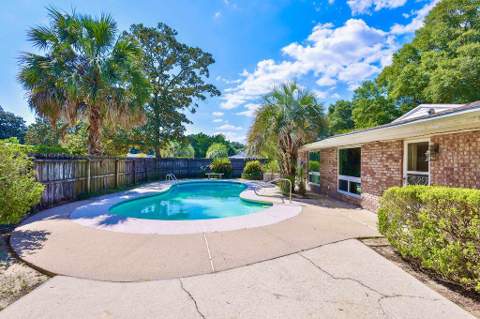 510 Cheshire Avenue, Fort Walton Beach FL - photo 17 of 20