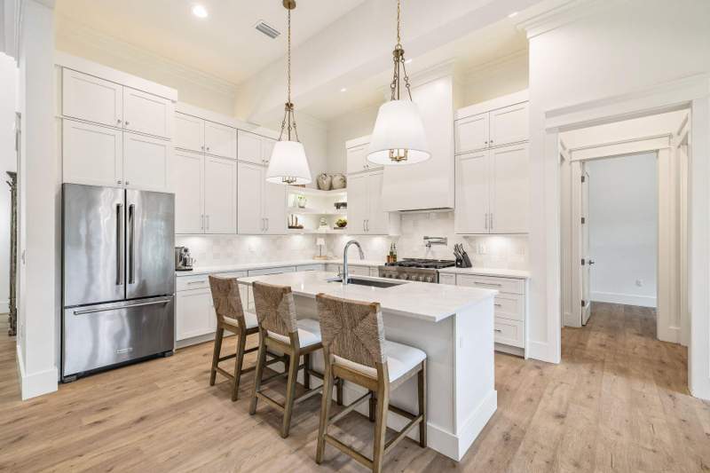 4 bedroom Detached Single Family at 215 Walnut Street, Gulfview Heights 1st Addn, Santa Rosa Beach — photo 3