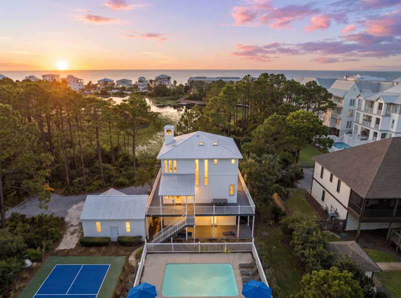 4 bedroom Detached Single Family at 108 Woodward Drive, Unrecorded Subdivision, Santa Rosa Beach — photo 1