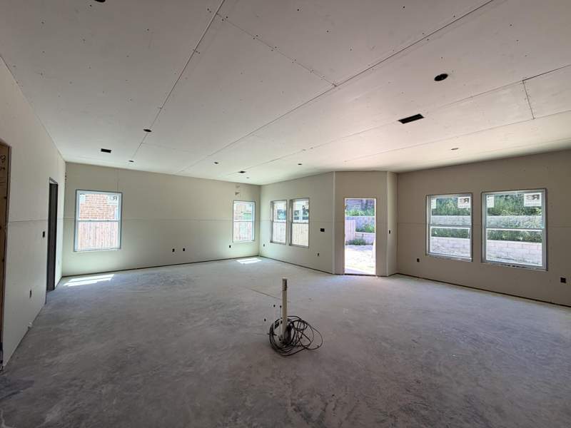4 bedroom Detached Single Family at 805 S Cedar Avenue, Helms & Allen, Niceville — photo 5