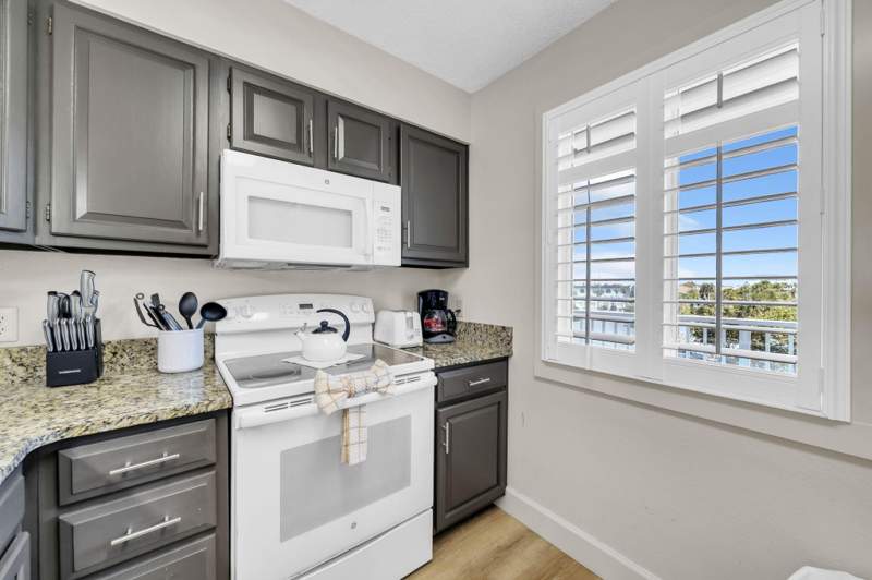 2 bedroom Condominium at 502 Gulf Shore Drive #311, Islander Condo Ph 2, Destin — photo 3