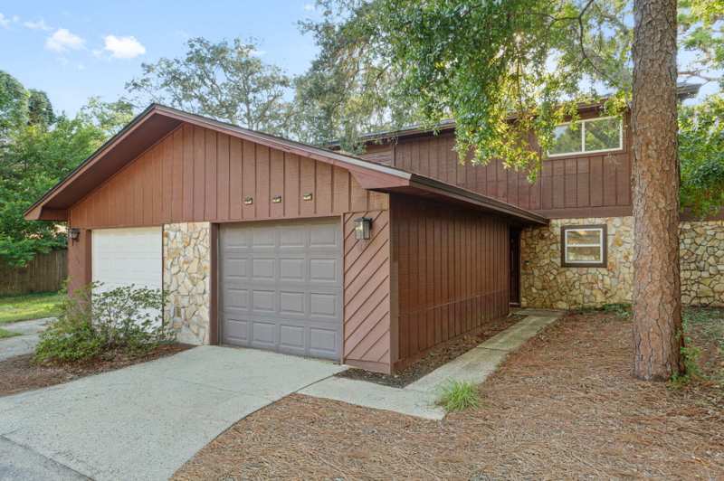 3 bedroom Townhouse at 32 7Th Avenue #Unit 127, Whispering Oaks, Shalimar — photo 1
