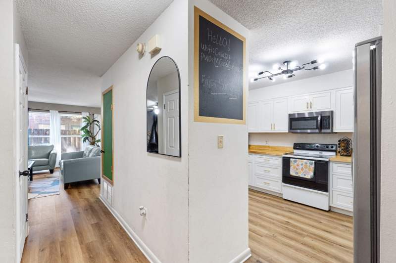 3 bedroom Townhouse at 32 7Th Avenue #Unit 127, Whispering Oaks, Shalimar — photo 4