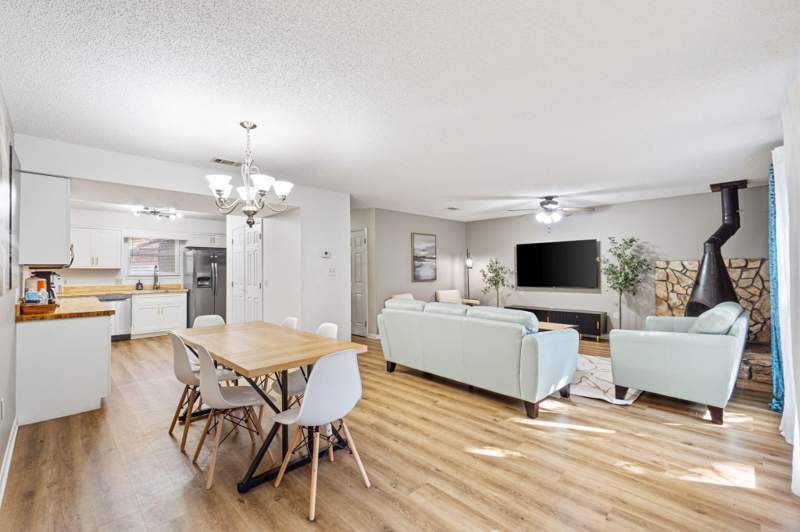 3 bedroom Townhouse at 32 7Th Avenue #Unit 127, Whispering Oaks, Shalimar — photo 5