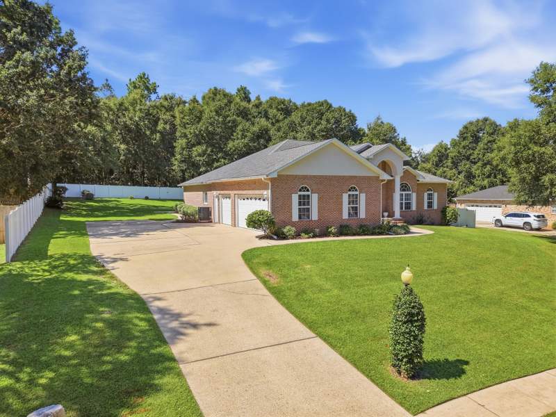 4 bedroom Detached Single Family at 2646 Sorrel Ridge Road, Silver Oaks Ph 1, Crestview — photo 5