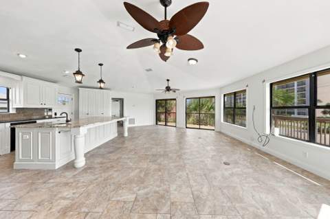 757 Seahorse Avenue, Fort Walton Beach FL - photo 9 of 63